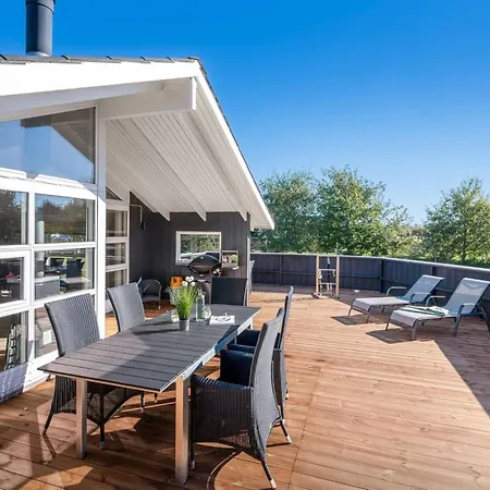 Vakantiehuis Cristiana - 1km To The Fjord By Interhome *