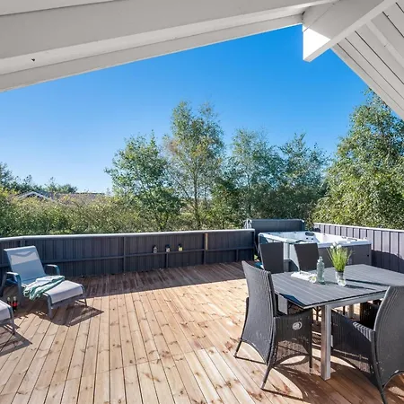 Vakantiehuis Cristiana - 1km To The Fjord By Interhome
