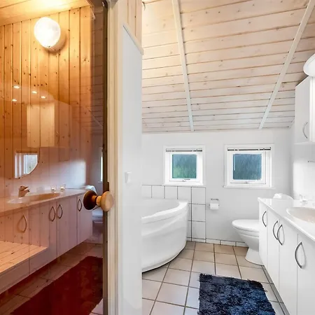 Vakantiehuis Cristiana - 1km To The Fjord By Interhome